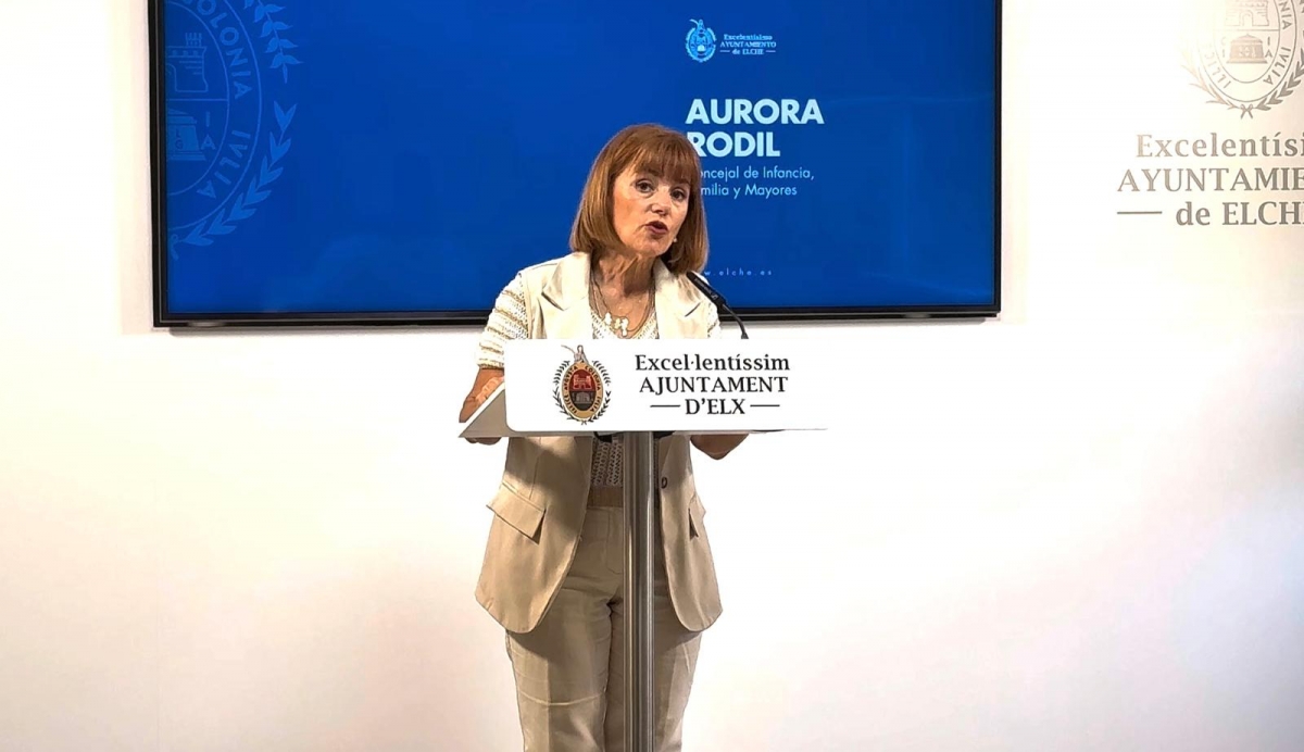 El Ayuntamiento adjudica el contrato del programa para combatir la soledad no deseada entre los mayores - 