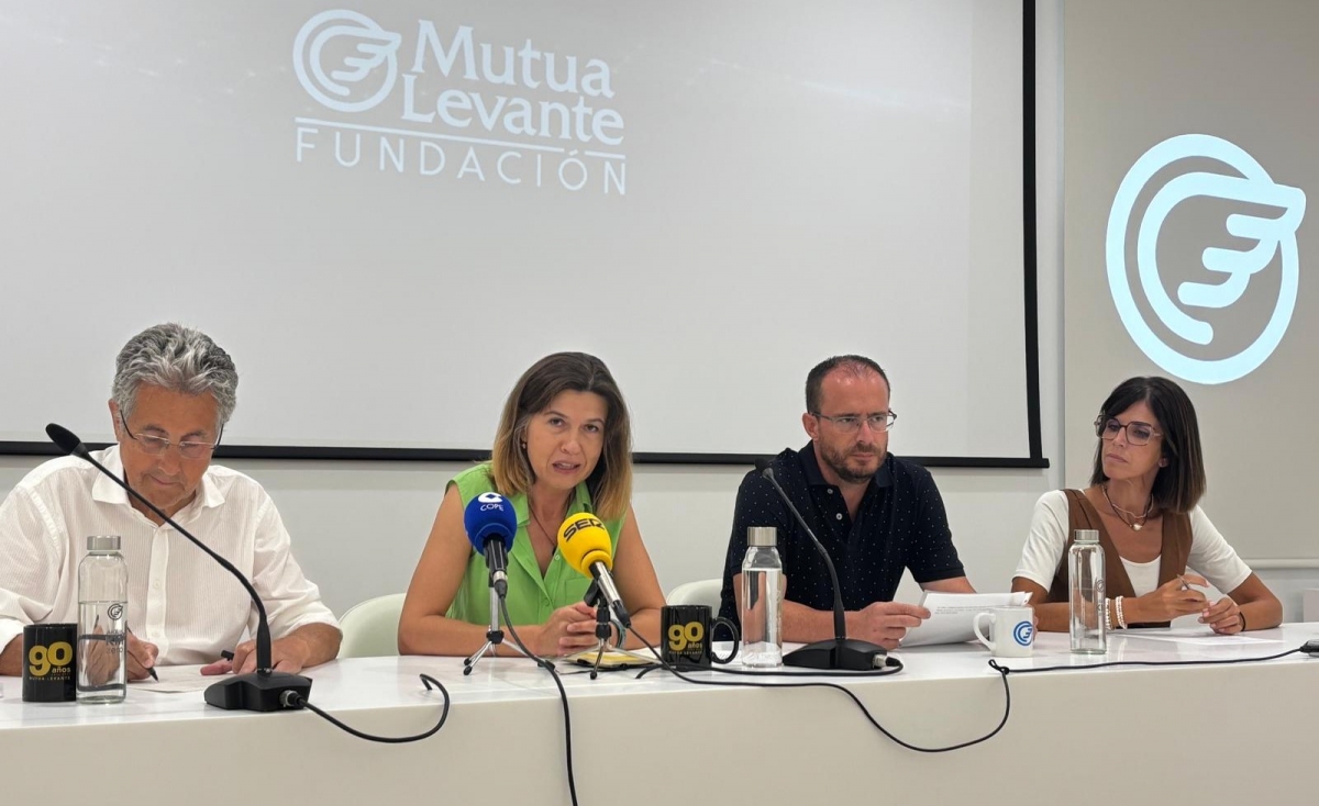 El Campus UA en Alcoy estrena programación cultural: presentación de libros, mesas redondas y ciclo sobre alcoyanía
