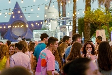 Vueve a L'Umbracle la gran noche de vino y música de Proava el 18S