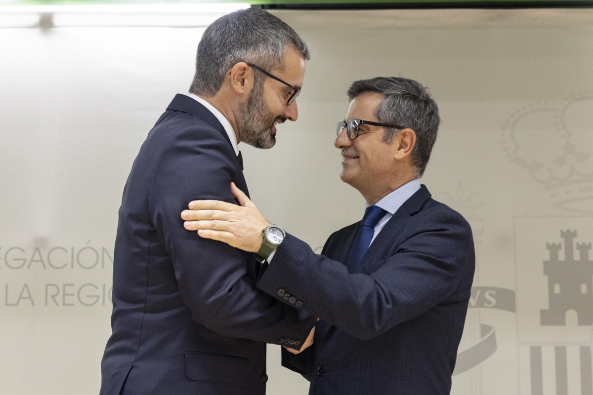 Lucas inicia su etapa como delegado arropado por el ministro Bolaños e 