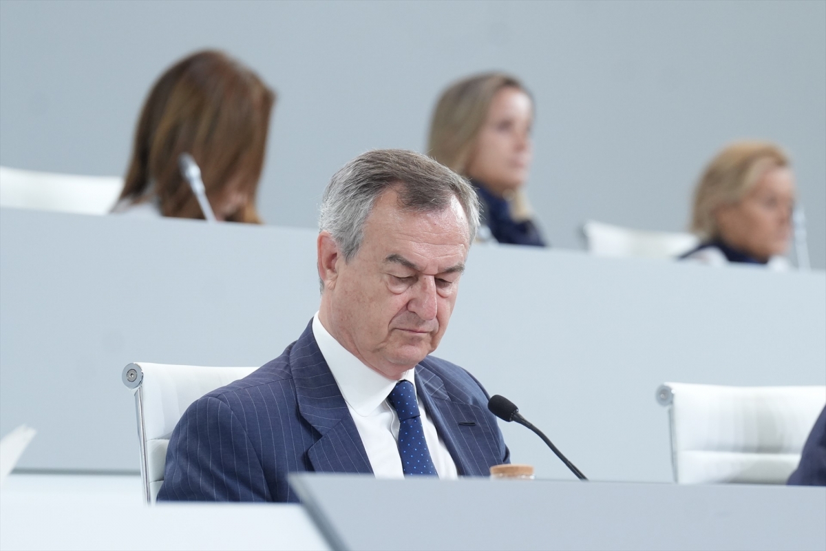 Sabadell cree que BBVA podría tener sinergias negativas durante el bloqueo del Gobierno a la fusión