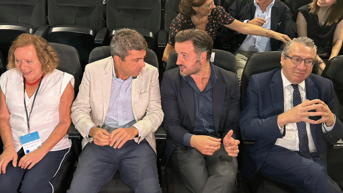 Elche reivindica la importancia del agua como eje vertebrador y seña de identidad - 