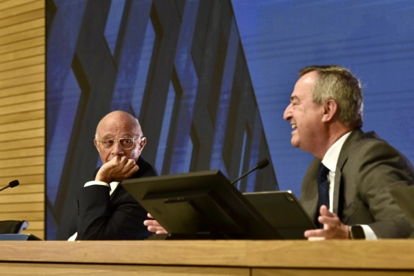 Sabadell cree que la segunda OPA obligatoria de BBVA sería a un precio mayor que la oferta actual