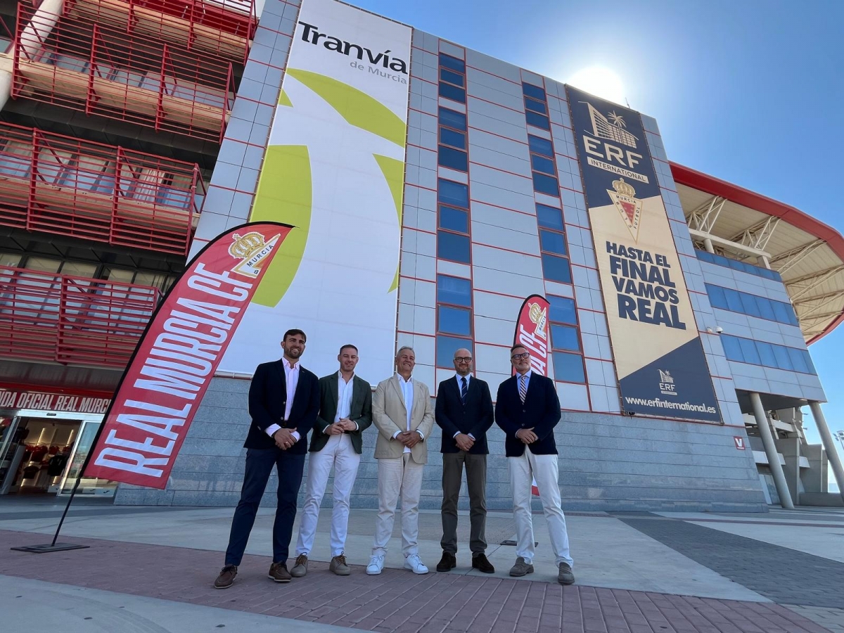 El tranvía reforzará con tres expediciones adicionales el servicio cuando haya partidos del Real Murcia