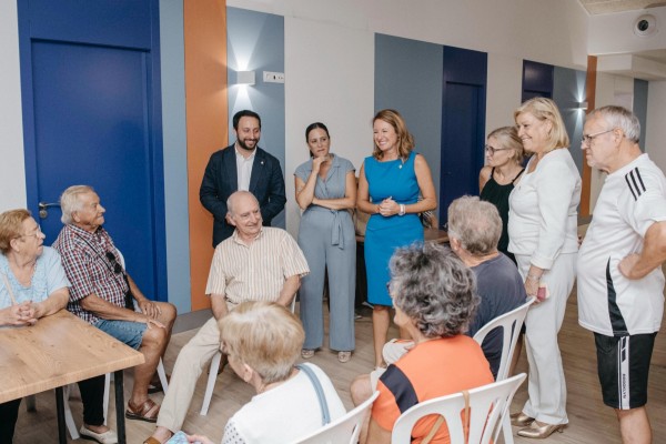 Más de 450 m2, cafetería y salón social: Castelló termina la renovación del centro cívico La Panderola