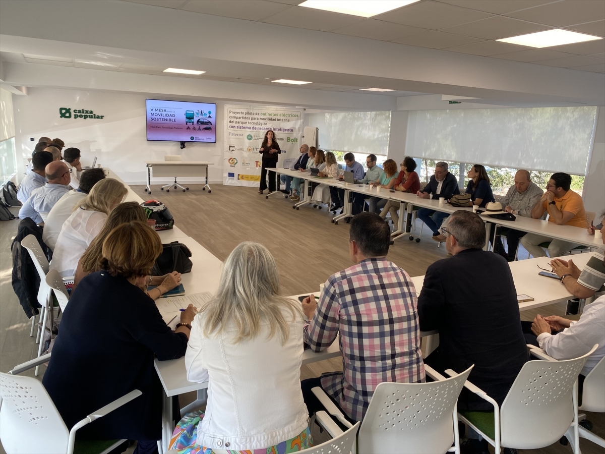 La EGM Parc Tecnològic Paterna realiza un estudio que estima un déficit de 3.000 plazas de aparcamiento en el parque