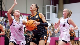 Victoria en el primer partido de la 'Athens Cup'