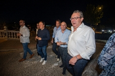 El PP no da el estirón ni yendo al rebufo de Vox