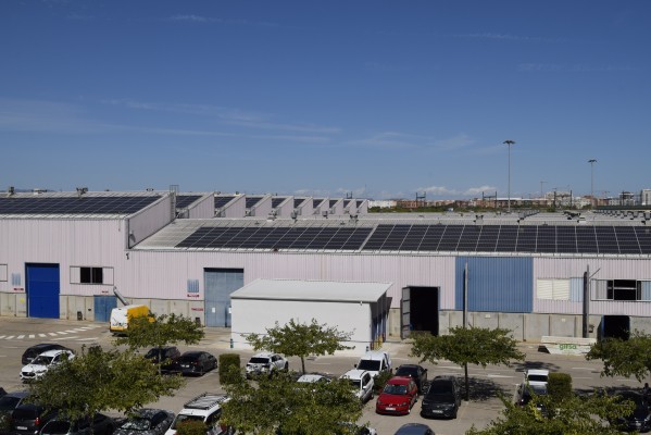 FGV produce anualmente 2,3 millones de kwh con los más de 10.000 paneles solares instalados