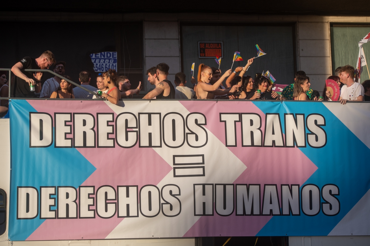 Manifestación del Orgullo LGTBIQ+ en Elche 2025. - Foto: RAFA MOLINA Manifestación del Orgullo LGTBIQ+ en Elche 2025.