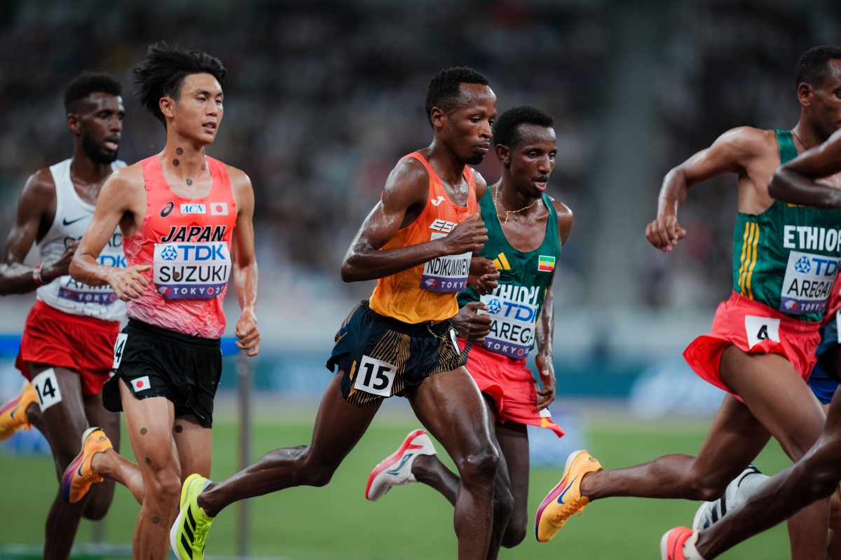 Thierry Ndikumwenayo, noveno en la final de 10.000
