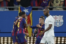 El Barça endosa un 'set' al Valencia CF de Corberán