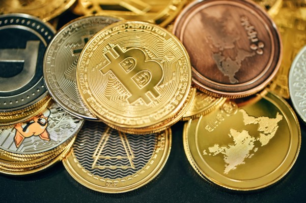 La capitalización total del mercado cripto supera los 2,2 billones de euros en abril