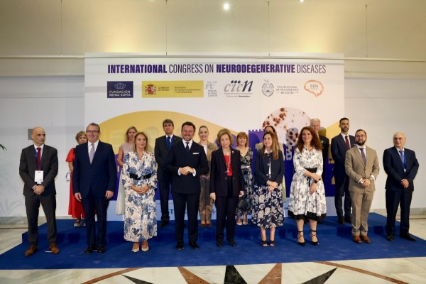 La Reina emérita Sofía preside en Elche la cumbre internacional sobre Alzheimer