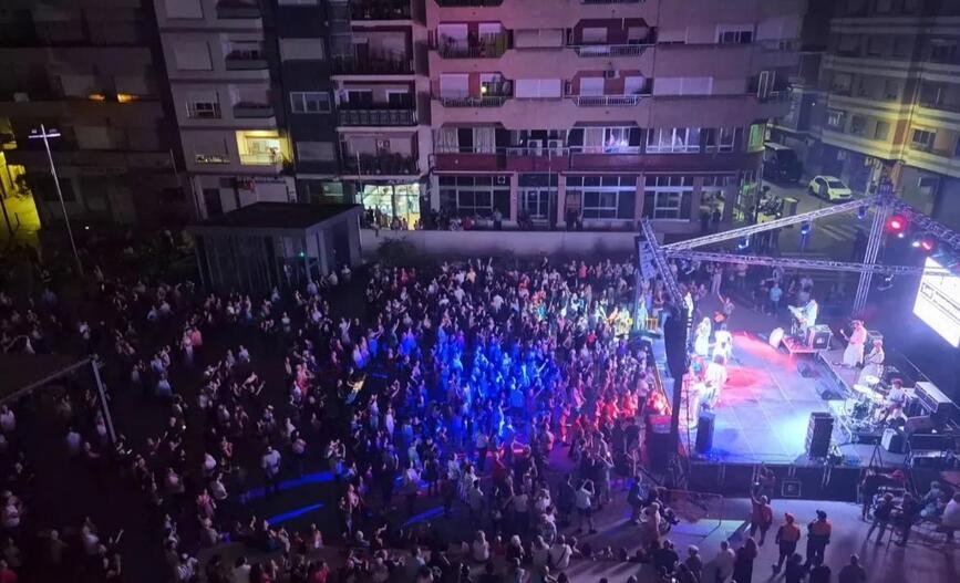 Fiestas 'a medio gas' en Sedaví por la ausencia de barracones tras la Dana