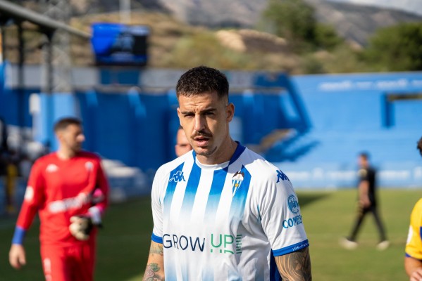 El Alcoyano quiere dar un golpe de efecto en Can Misses y ganar al Ibiza
