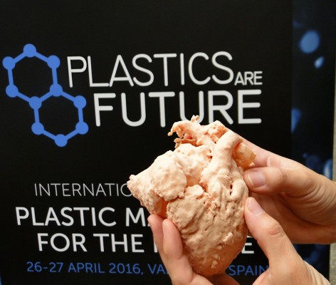 Modelos cardiovasculares en 3D, biomateriales y autorreparables definen el futuro del plástico en Valencia