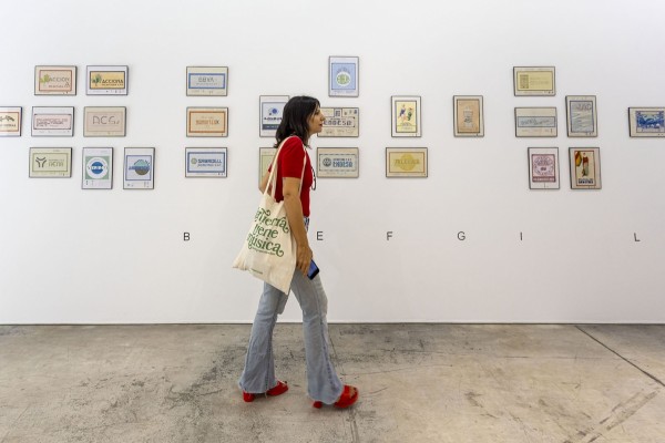 Cultura sube 2.500 euros su premio de adquisición a galerías mientras mantiene bloqueada su colección