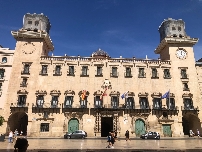 Los límites del plan de ajuste de Alicante cierran el paso a la oposición para modificar la rebaja del IBI