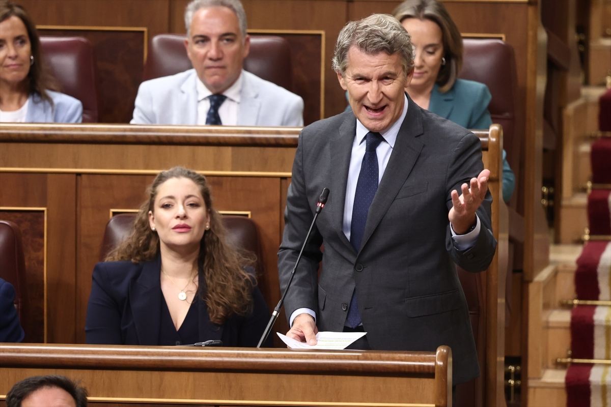 Feijóo acusa Sánchez de usar Gaza para 