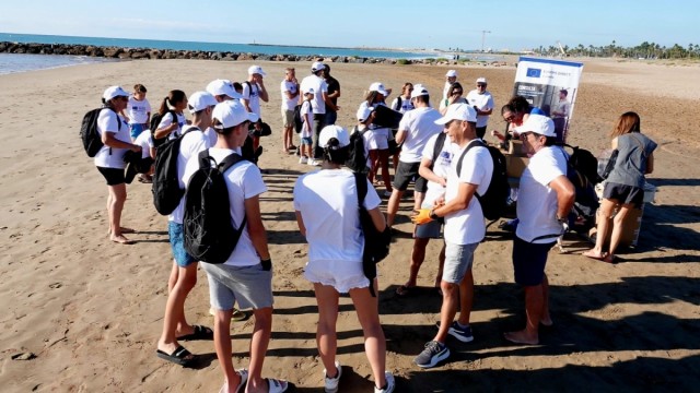 Burriana se suma a una campaña europea de limpieza de playas y apuesta por la sostenibilidad