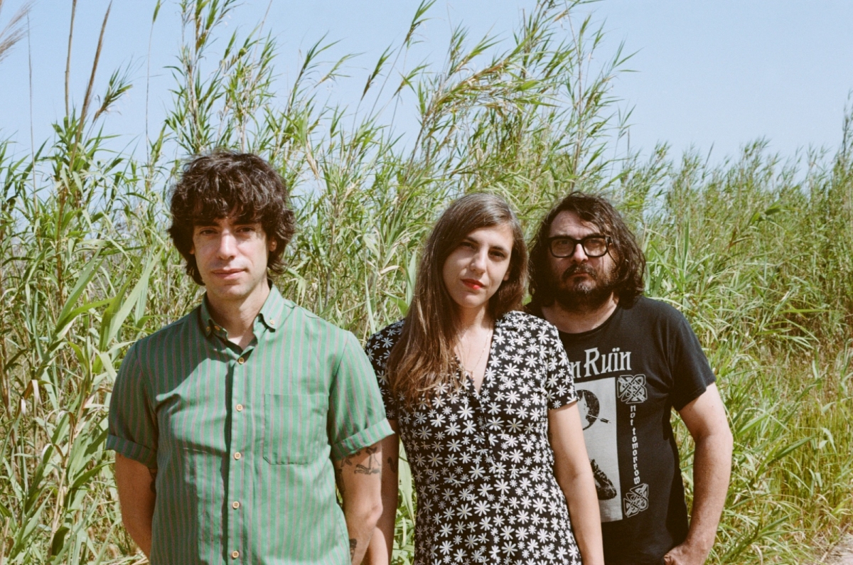 Aurora Roja, pop adictivo con aromas australianos