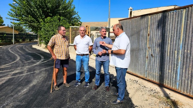 Orihuela invierte 80.000 euros en asfaltar 9.000 m2 en la pedanía de La Aparecida