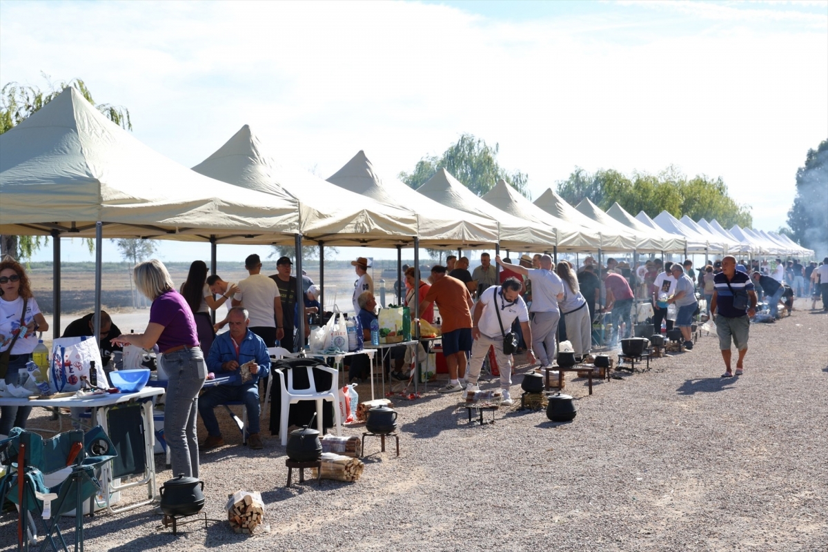 Catarroja homenajeará la hermandad de su pueblo en el 53 Concurso Internacional de Allipebre