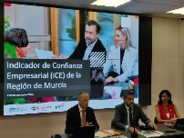 Industria y comercio se establecen como motor del optimismo económico en la Región con la agricultura de capa caída