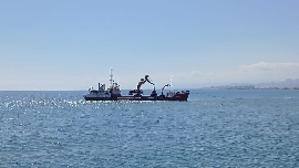 Generalitat inicia la primera tanda de trabajos de dragado del puerto de Cullera para retirar los sedimentos de la Dana