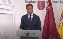 El Gobierno regional intentará frenar la obligación del catalán en 220 empresas de la Región de Murcia