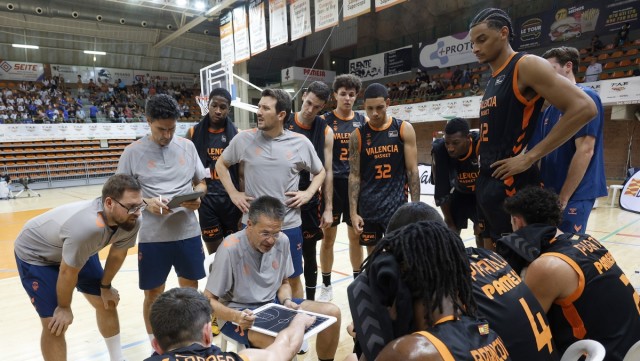 Pontevedra, la última parada en la pretemporada 'taronja' 
