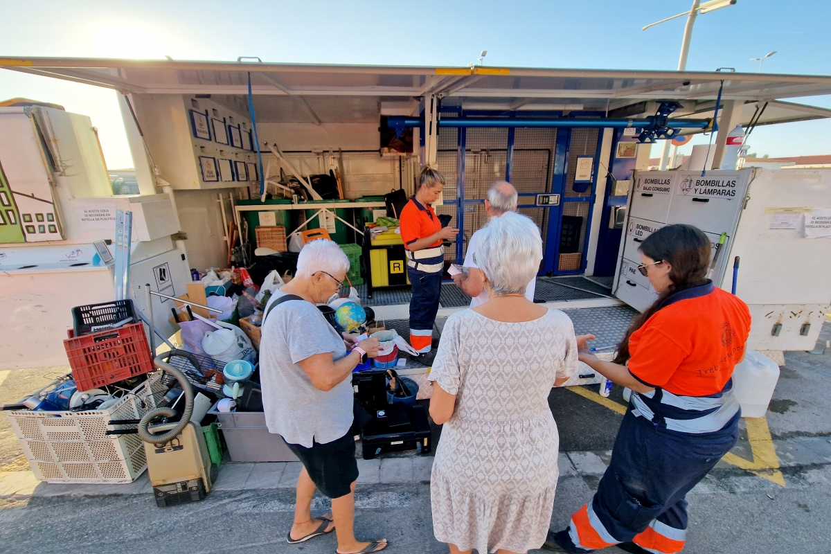 El 'boom' del reciclaje afecta al ecoparque móvil: Castelló contempla 