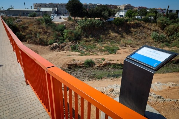 Renombran el acceso a Torrent como puente de la Comunidad de Madrid por su 