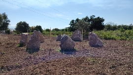 Vicent Meliá lleva la cultura megalítica hasta el Grau para reivindicar una cultura de paz
