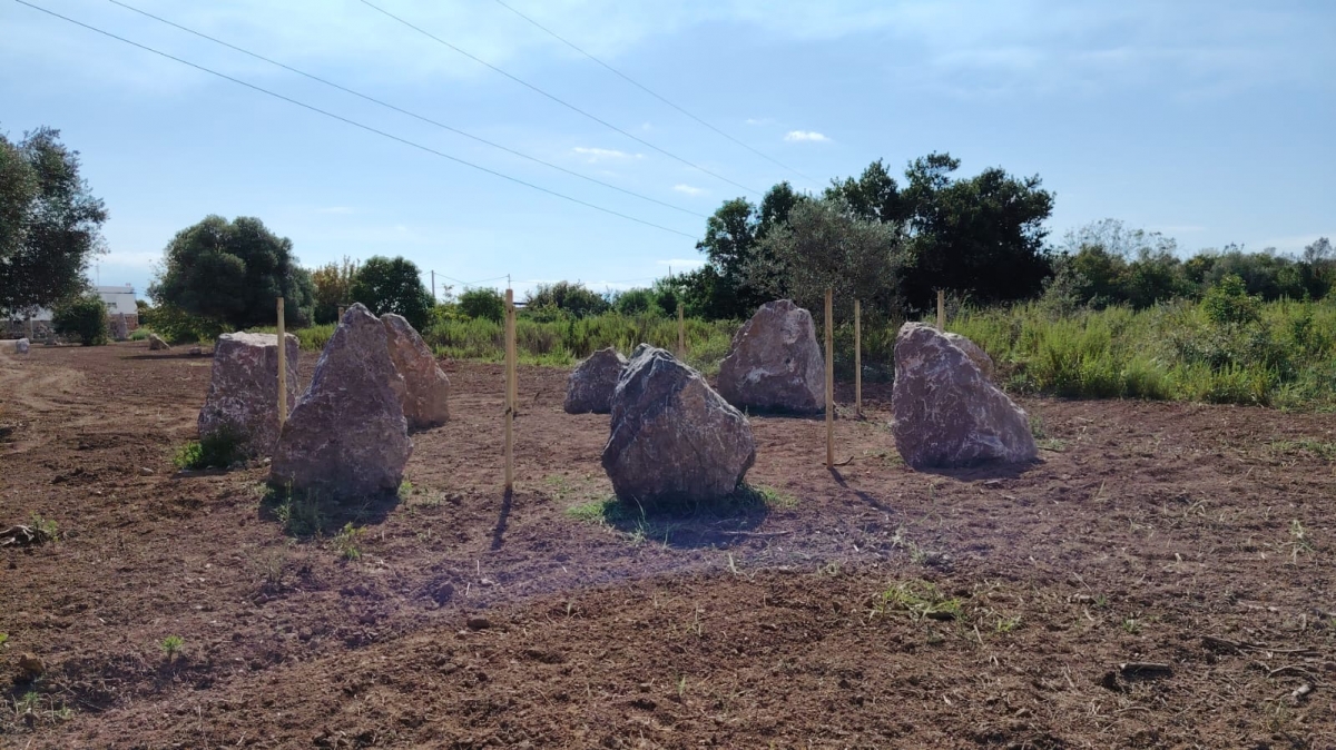 Vicent Meliá lleva la cultura megalítica hasta el Grau para reivindicar una cultura de paz