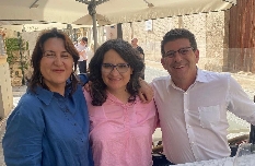 Aguas revueltas en la Unión Municipalista por el coqueteo de Ens Uneix con Mónica Oltra