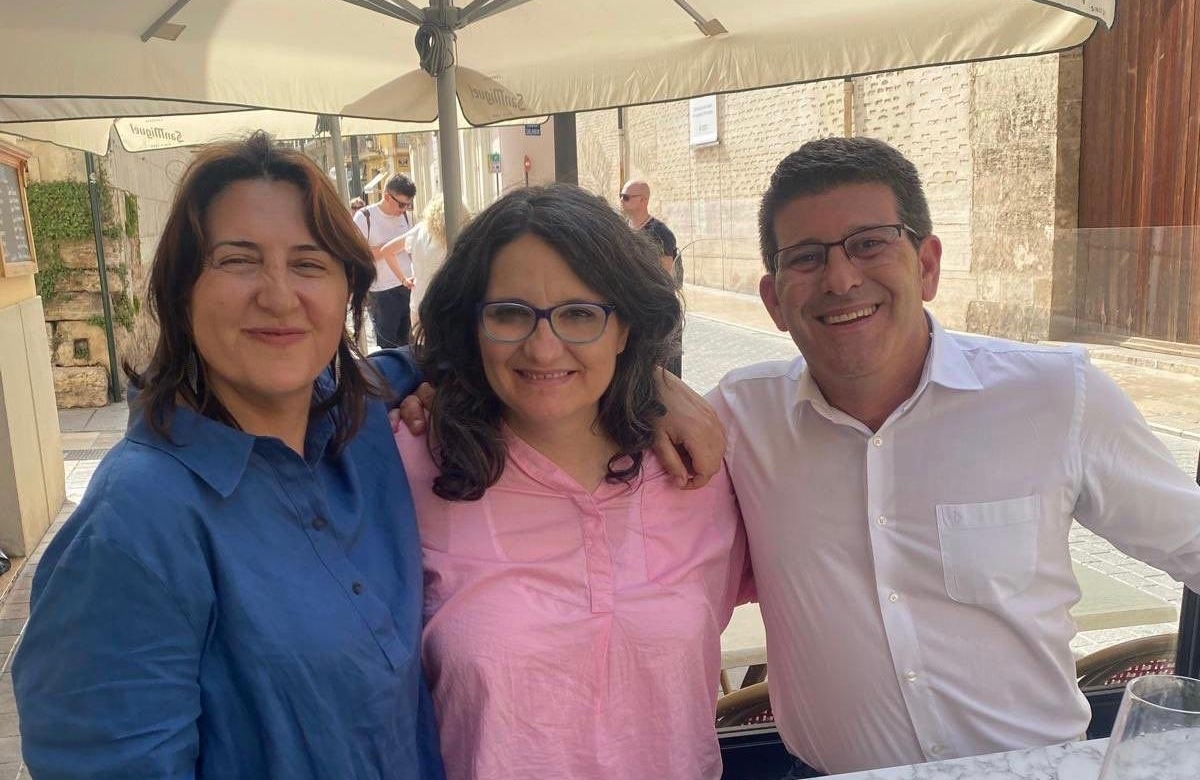 Aguas revueltas en la Unión Municipalista por el coqueteo de Ens Uneix con Mónica Oltra