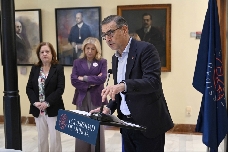 López Abad ficha al rector José Luján como nuevo secretario general de Croem