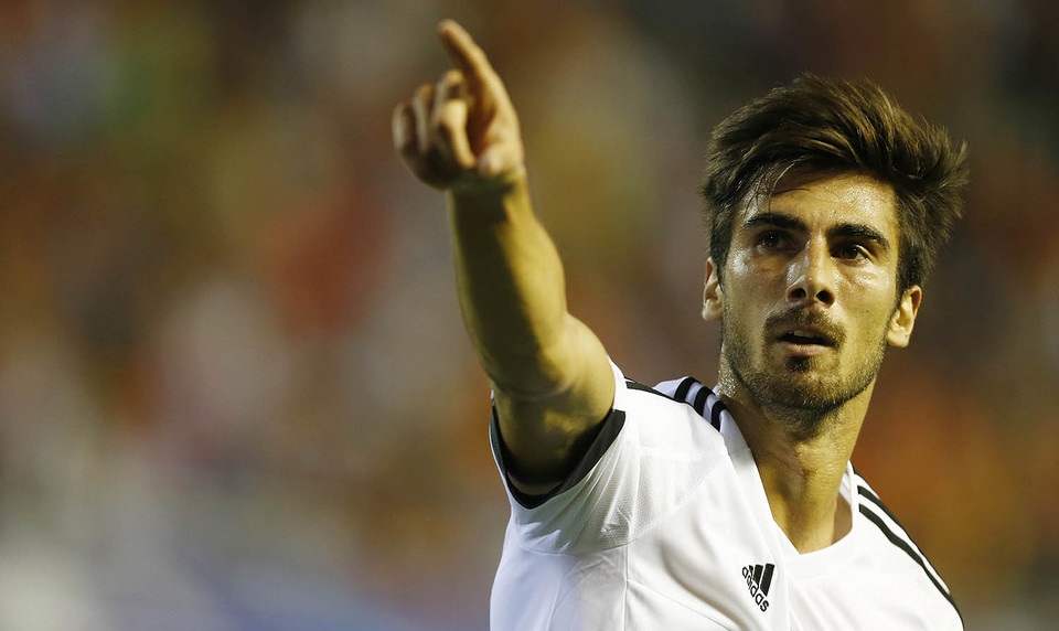 La Juventus aprieta por André Gomes