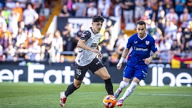 El Valencia CF se agarra de nuevo a Mestalla para tratar de reaccionar 