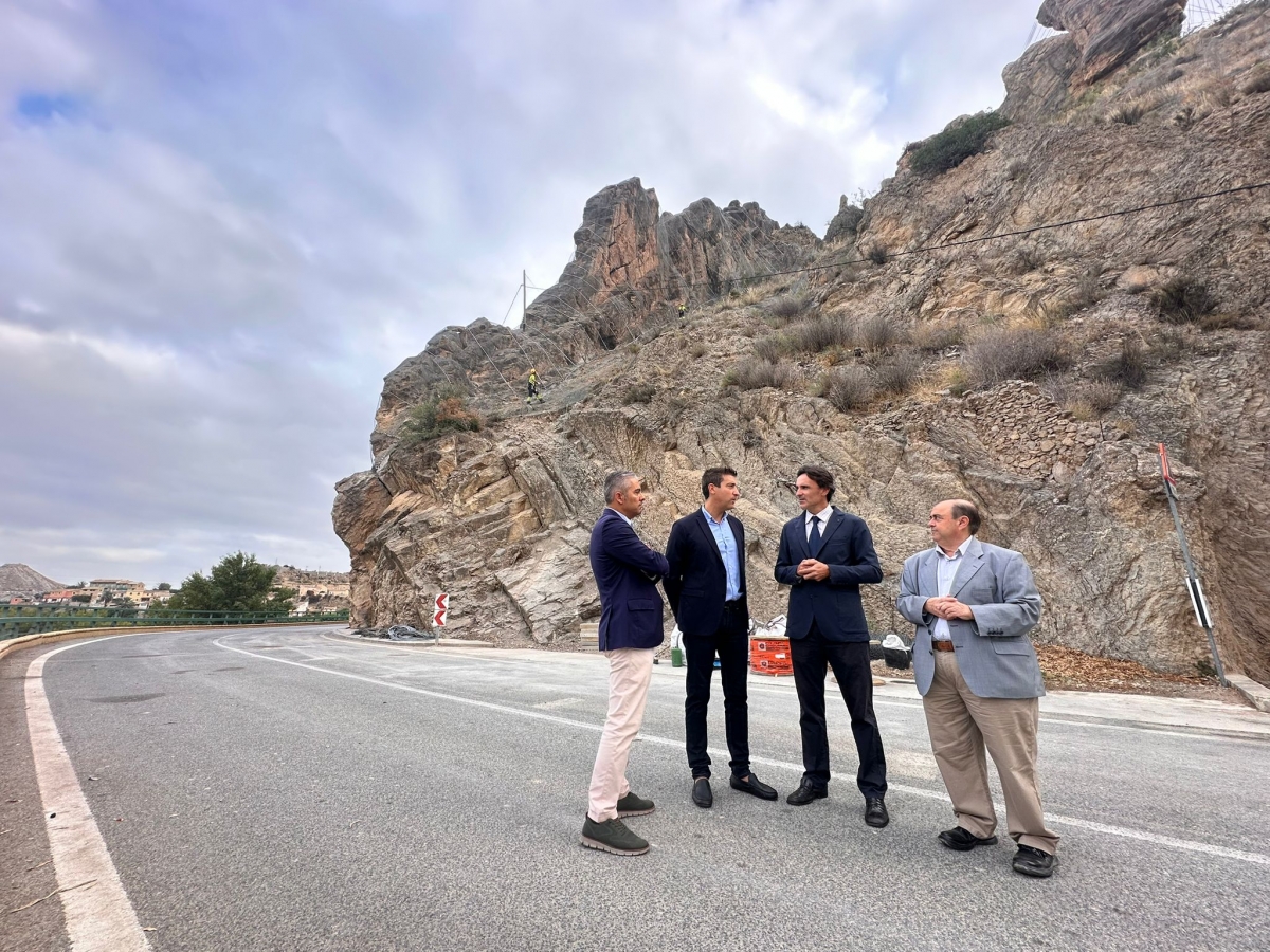 La carretera entre Blanca y Abarán vuelve a estar abierta tras finalizar las obras para evitar desprendimientos