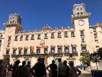 PP y Vox validan la rebaja del IBI en Alicante tras 'tumbar' las enmiendas de la izquierda