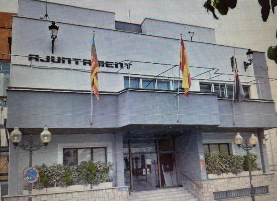 Ibi liquida más de 750.000 euros a proveedores y ayudas sociales, así como en obras de la pasada legislatura 