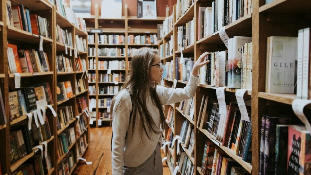 València refuerza las ayudas para la certificación de idiomas con una dotación de hasta 135.000 euros