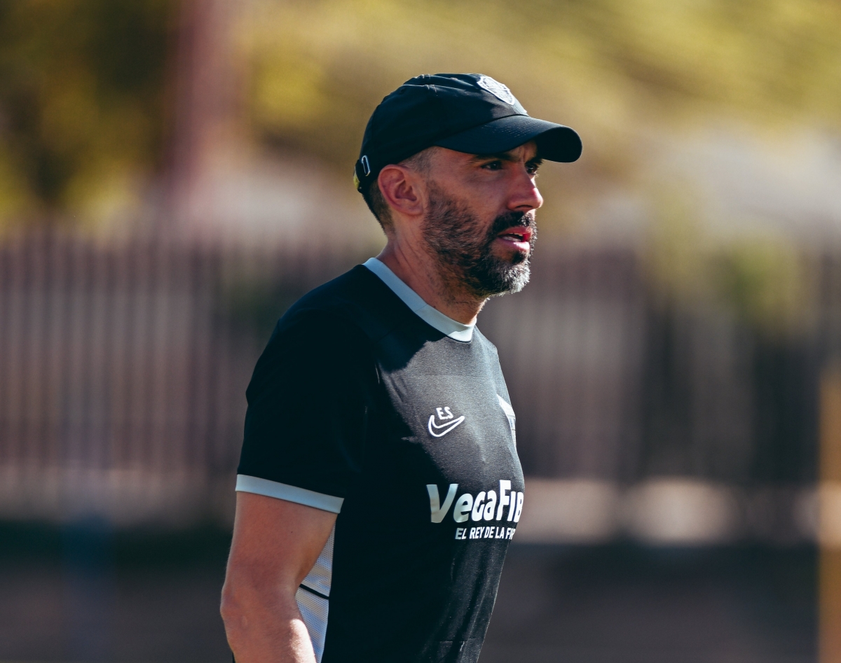 Eder Sarabia, entrenador del Elche CF - Foto: PLAZA