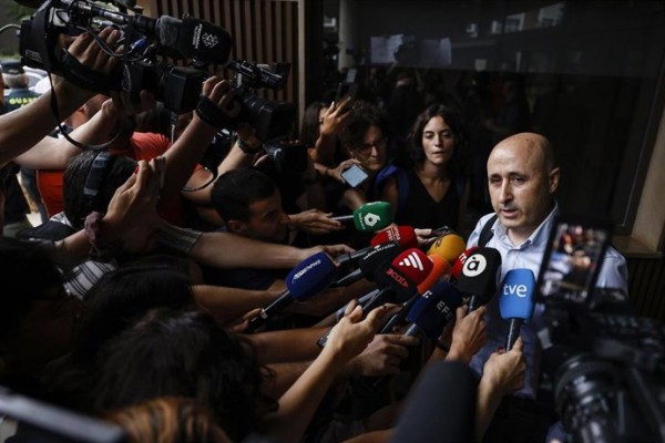 Las claves de la decisión de la Audiencia para no imputar al presidente de la CHJ por la Dana