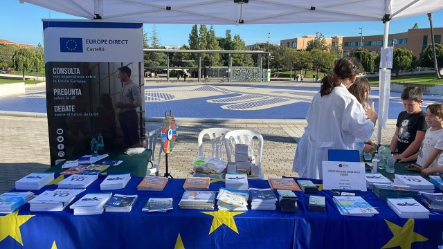 La UJI transforma el Ágora en un espacio de ciencia para la ciudadanía con Science GTS