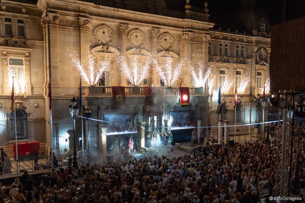 Pregón de Carthagineses y Romanos. - Foto: AYUNTAMIENTO Pregón de Carthagineses y Romanos.