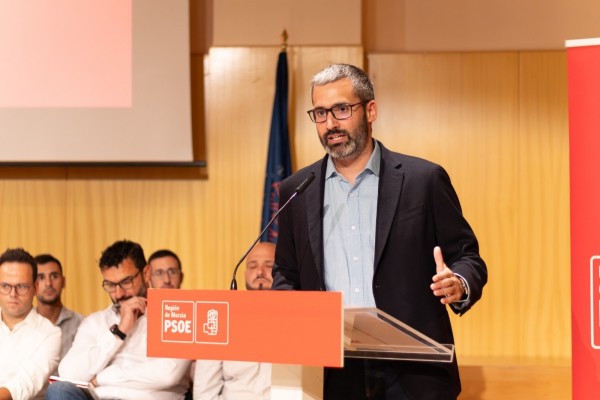 El PSOE no ve comparable el revés de Extremadura con la Región de Murcia: 